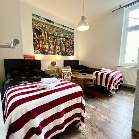 Newyork Fuer 4 Mit Kueche Und Wifi Essen