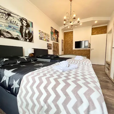 Newyork Fuer 4 Mit Kueche Und Wifi דירה *