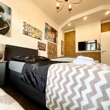 Apartment Newyork Fuer 4 Mit Kueche Und Wifi Essen