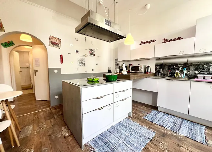 Apartment Newyork Fuer 4 Mit Kueche Und Wifi Essen