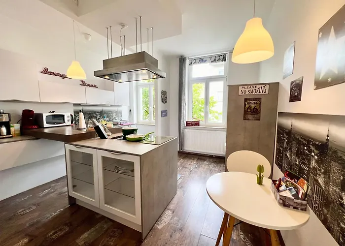 Apartment Newyork Fuer 4 Mit Kueche Und Wifi *